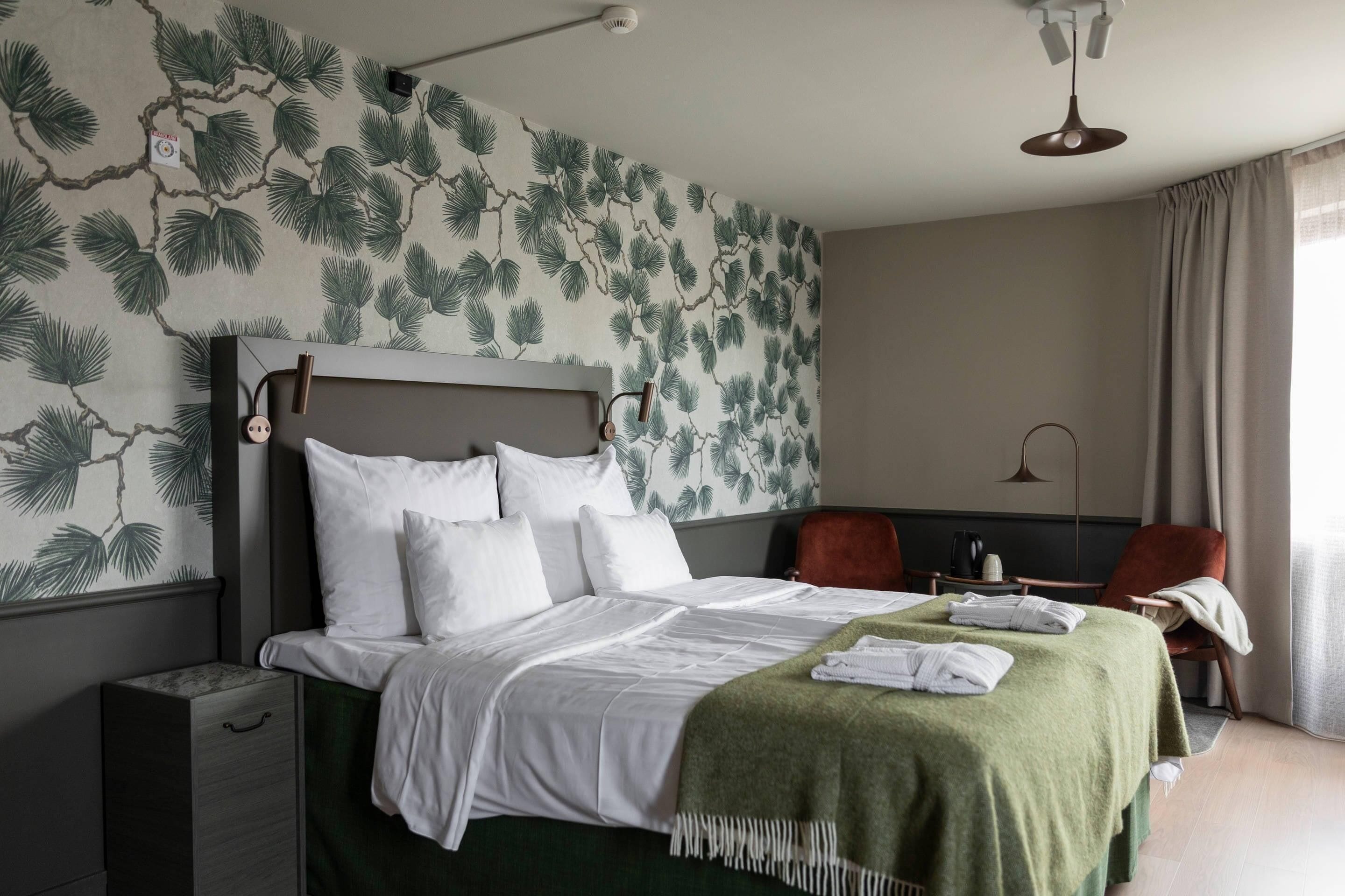 Superior Room, 2 Single Beds | Minibar, desk, iron/ironing board, cots/infant beds