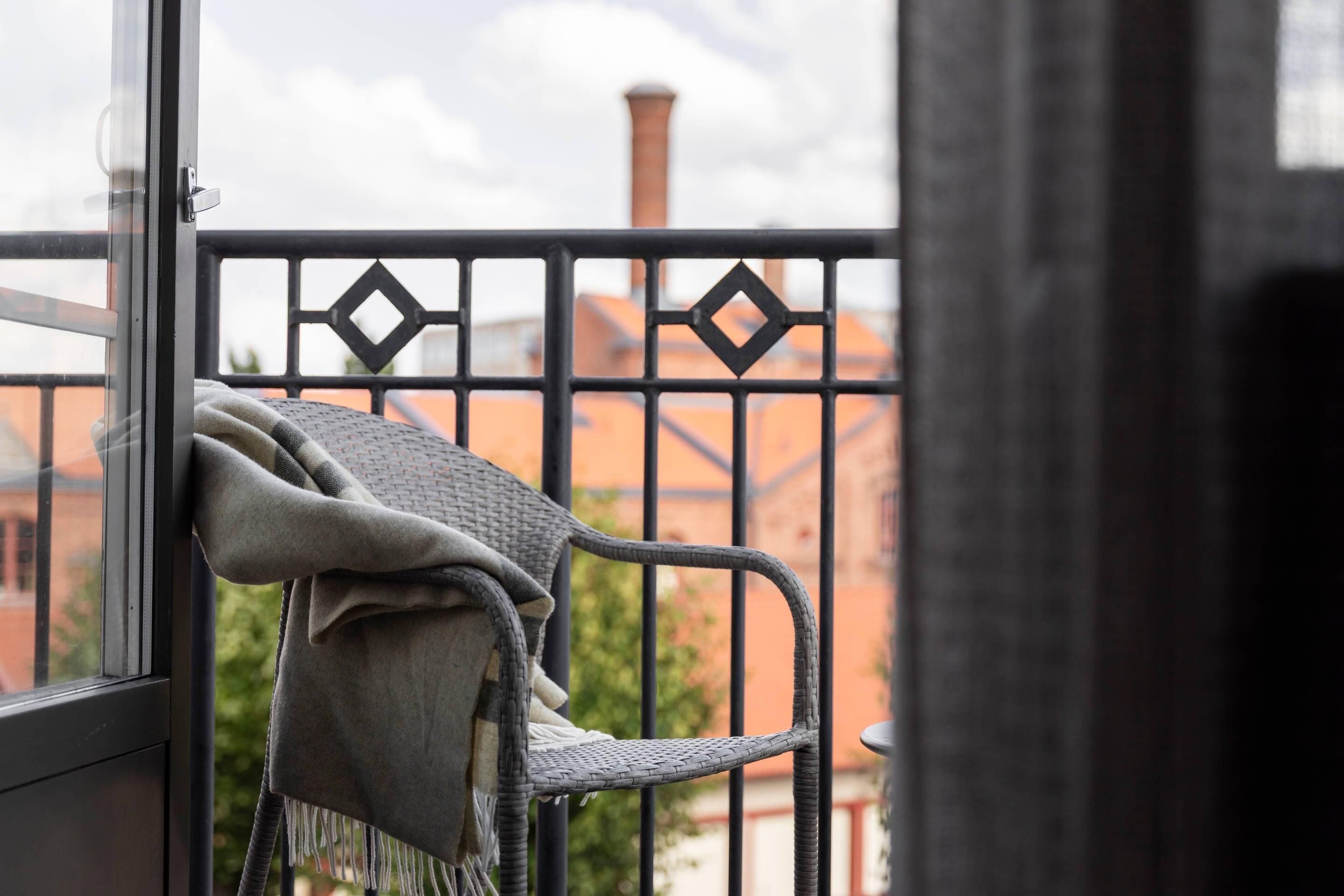 Superior Room, 2 Twin Beds | Minibar, desk, iron/ironing board, cribs/infant beds