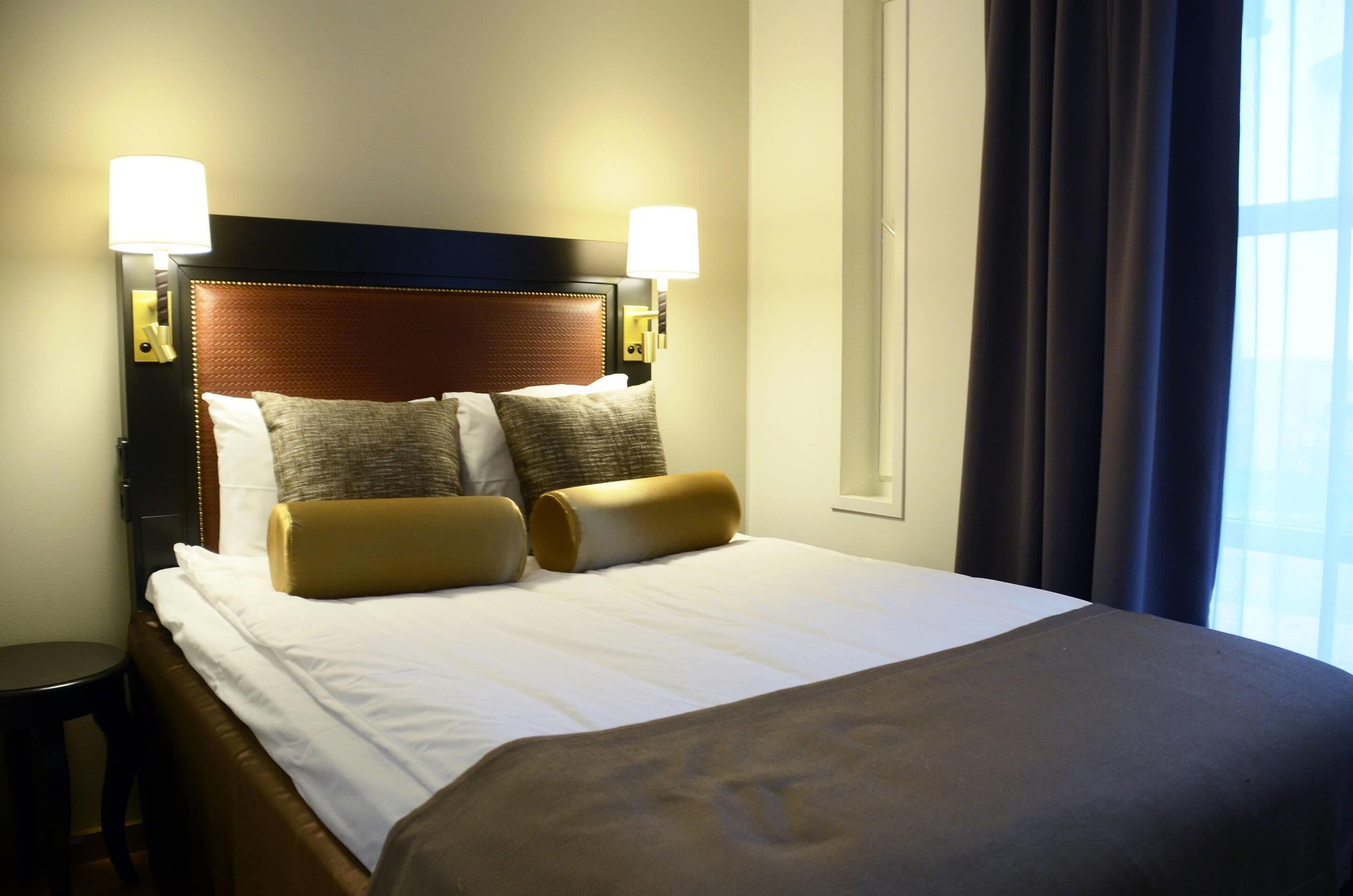 Room, 1 Double Bed (Compact) | Desk, blackout drapes, iron/ironing board, cribs/infant beds