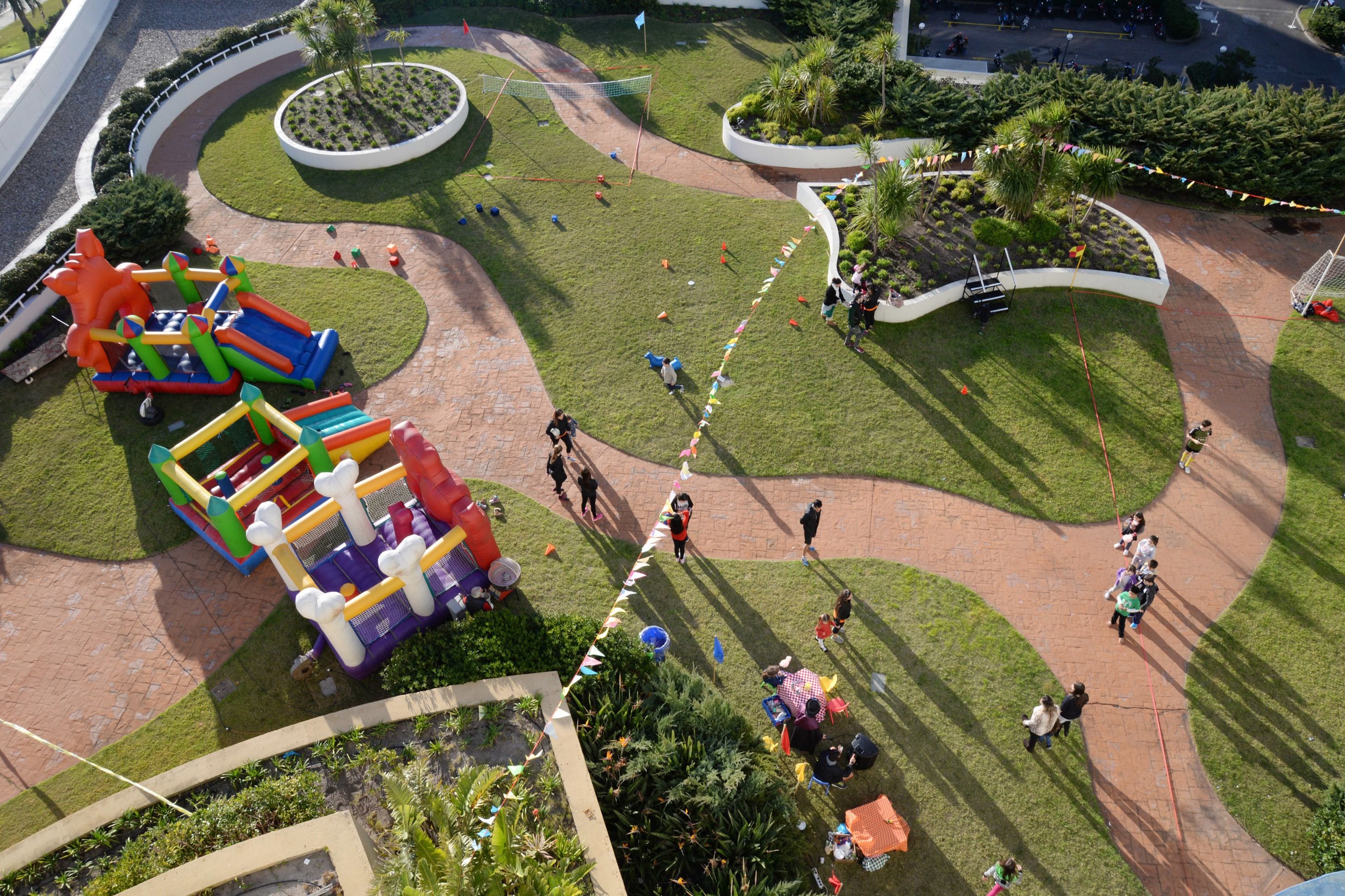 children’s play area – outdoor