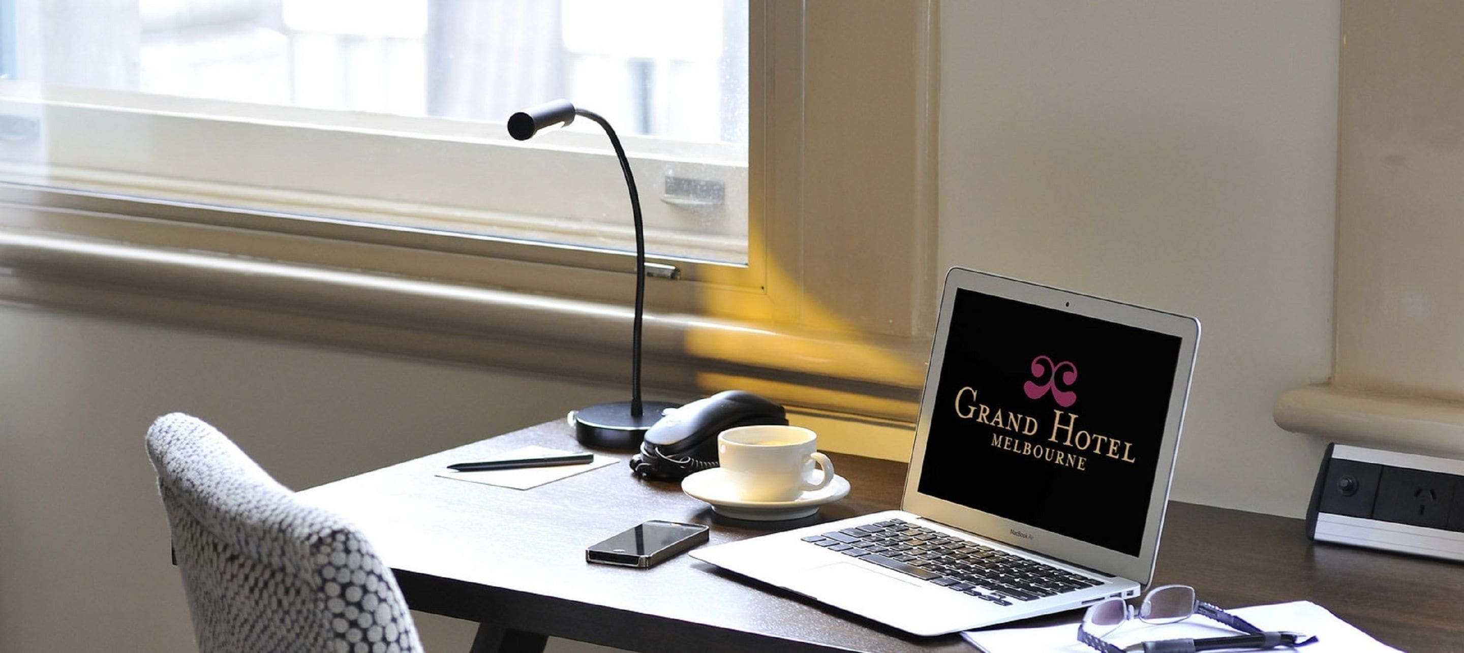 executive studio apartment | premium bedding, pillow-top beds, minibar, in-room safe