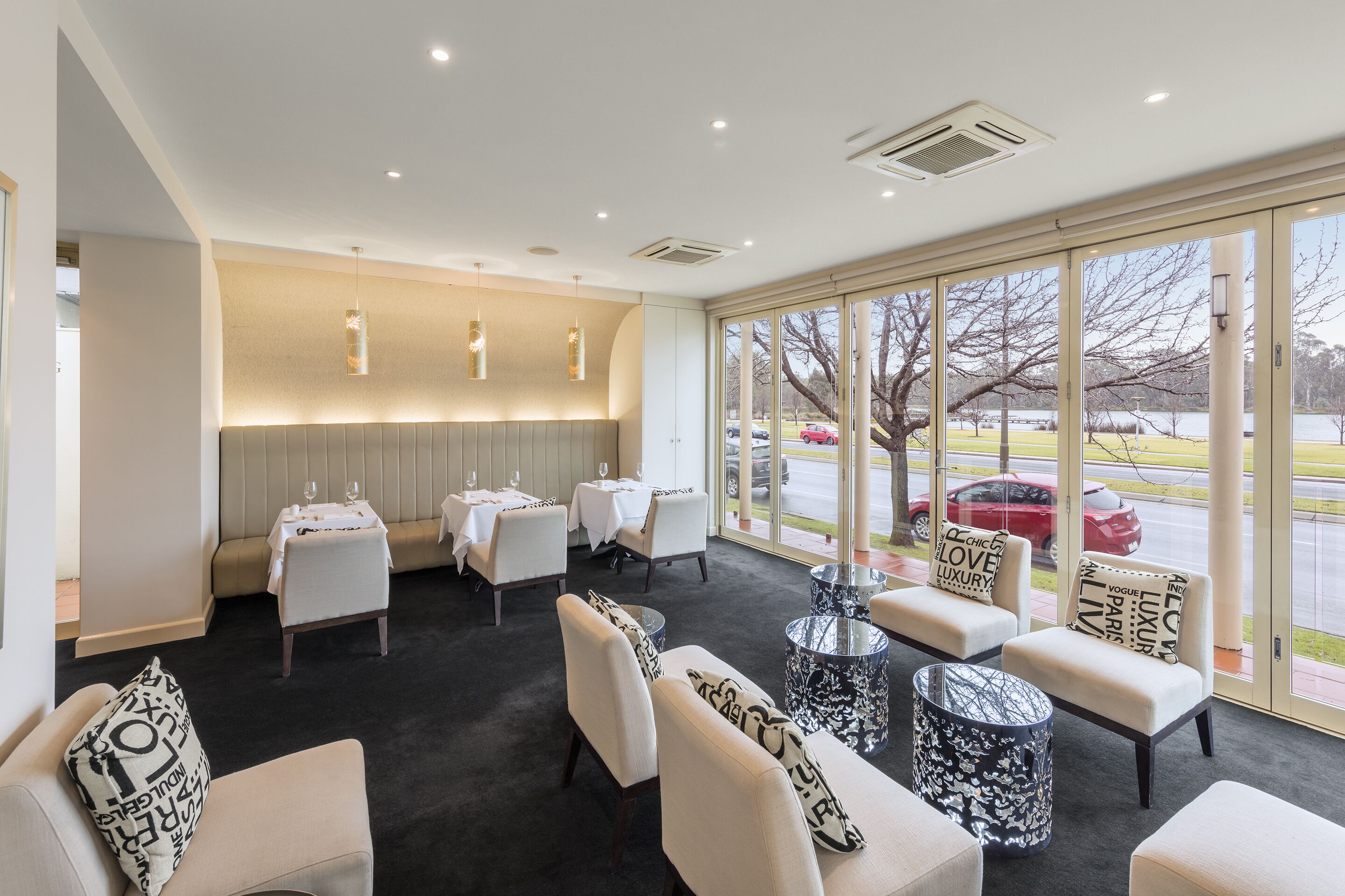 breakfast and dinner served, international cuisine