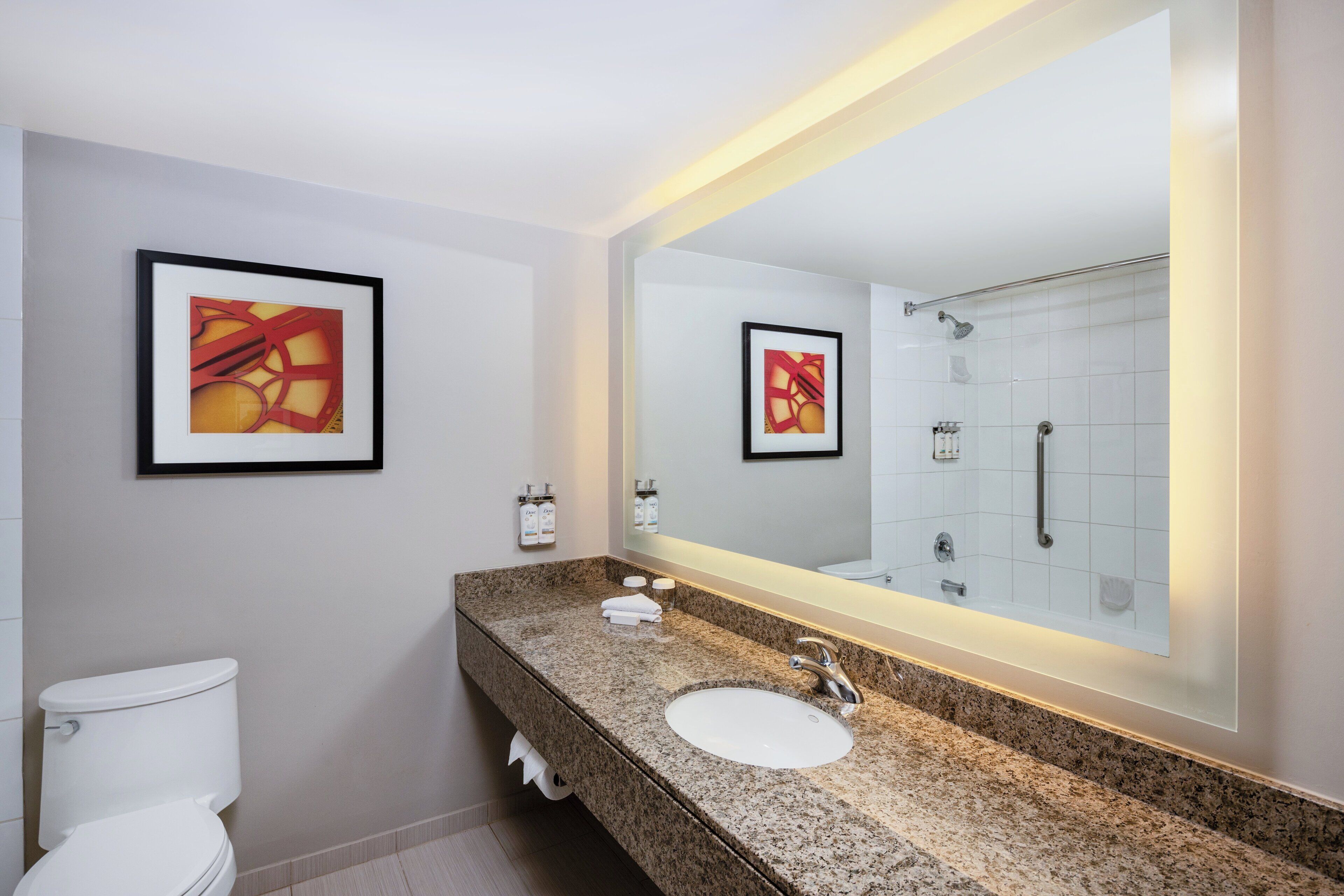 combined shower/bathtub, eco-friendly toiletries, hair dryer, towels