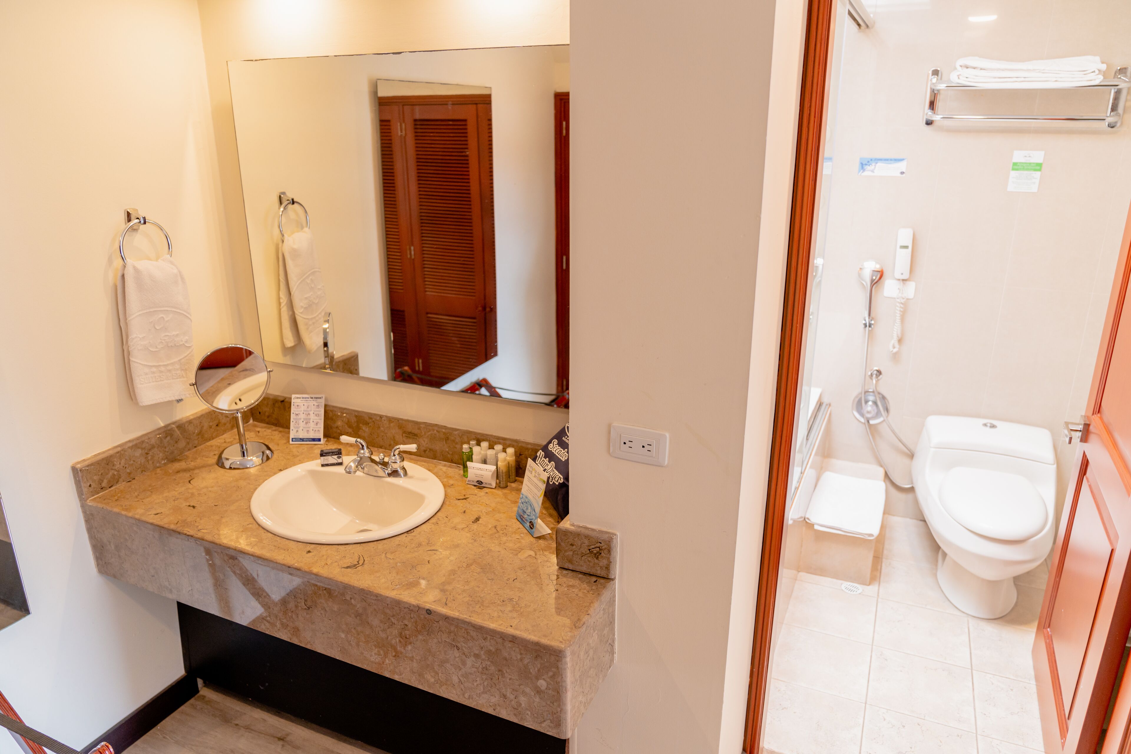 grand suite, 1 king bed, hot tub | bathroom | combined shower/bathtub, free toiletries, hair dryer, bathrobes