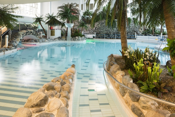 3 indoor pools