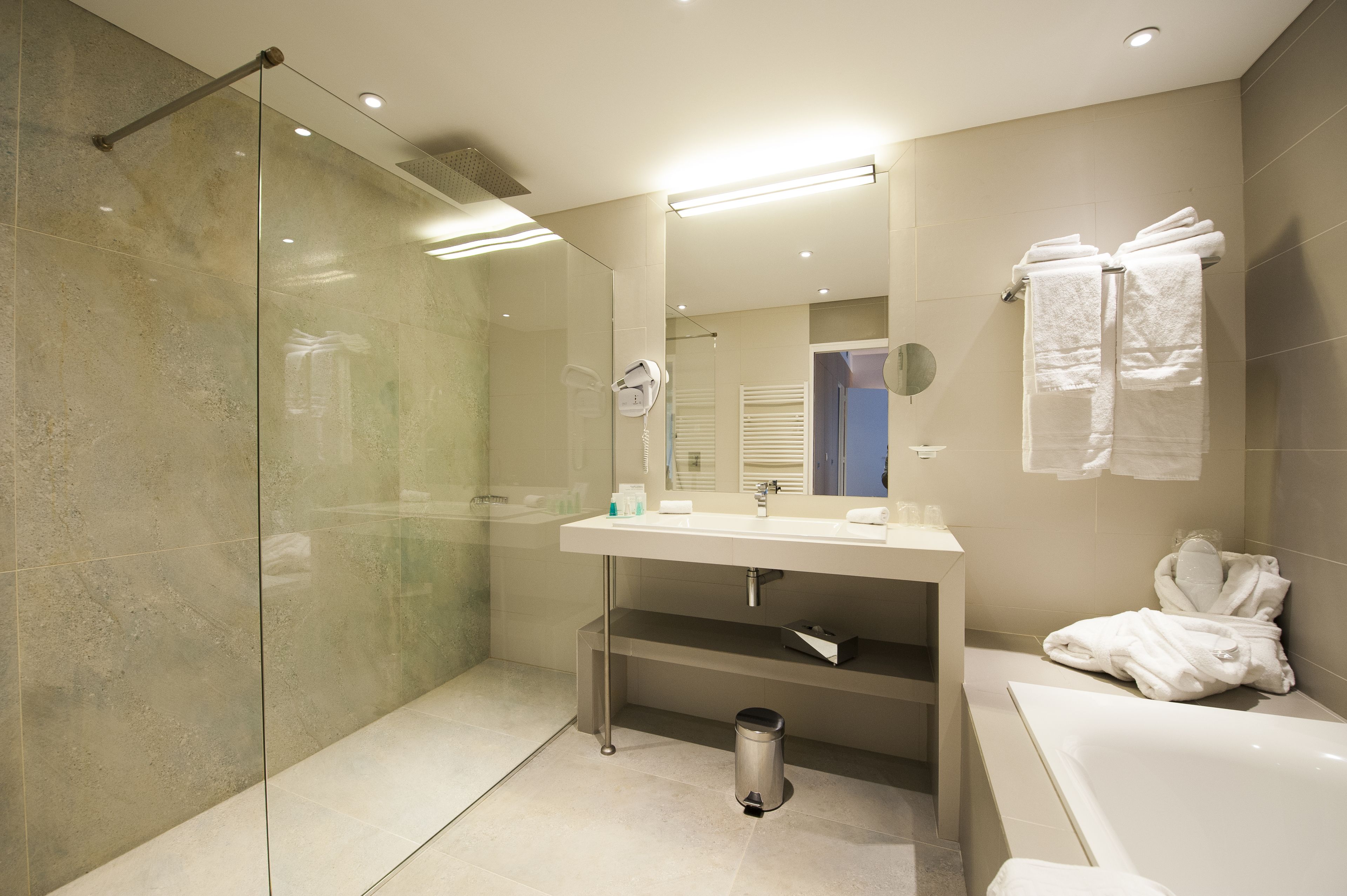 minibar, in-room safe, desk, soundproofing