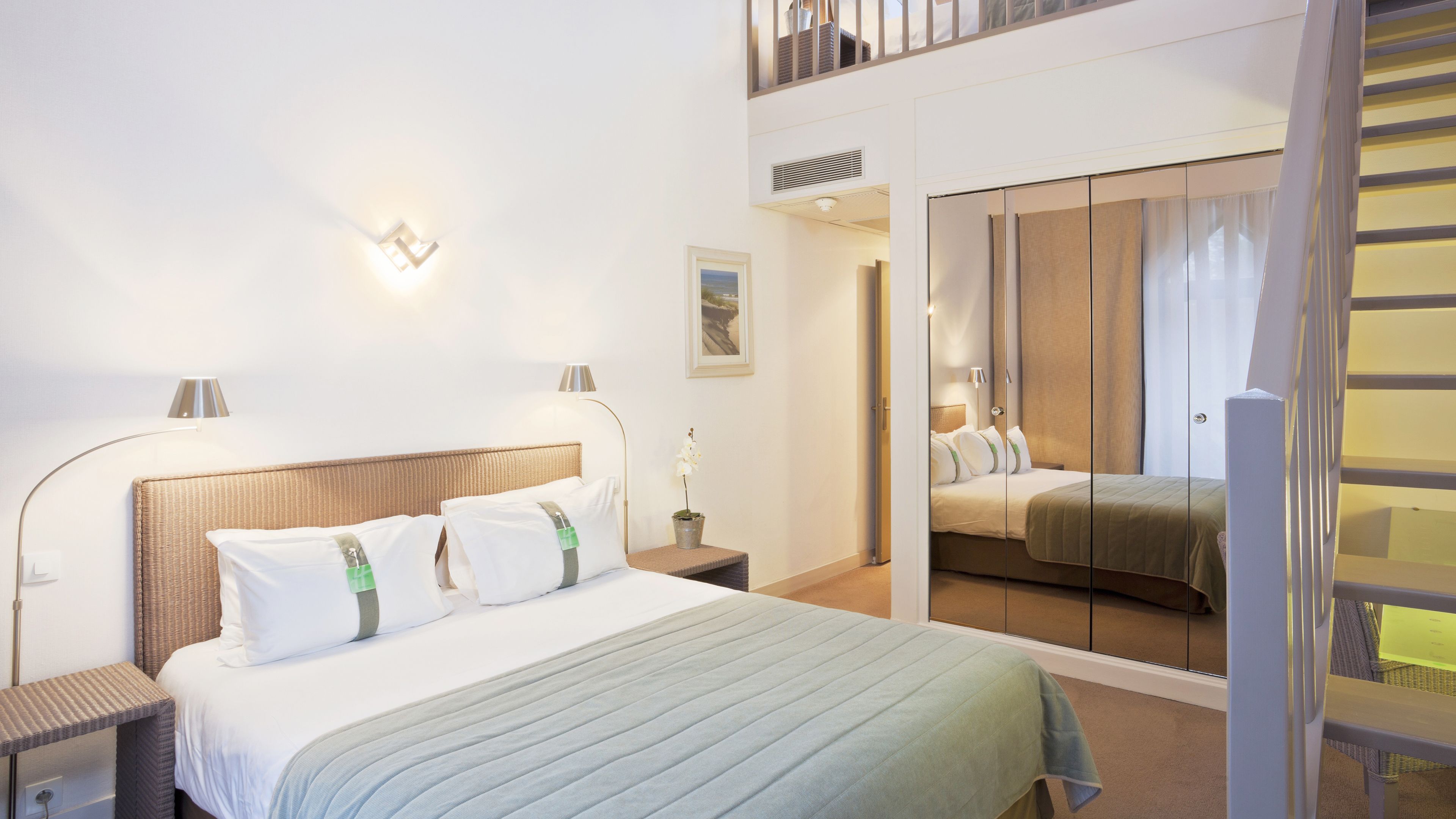 Premium Room, 2 Double Beds | Minibar, in-room safe, desk, soundproofing