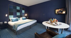 Minibar, in-room safe, desk, soundproofing
