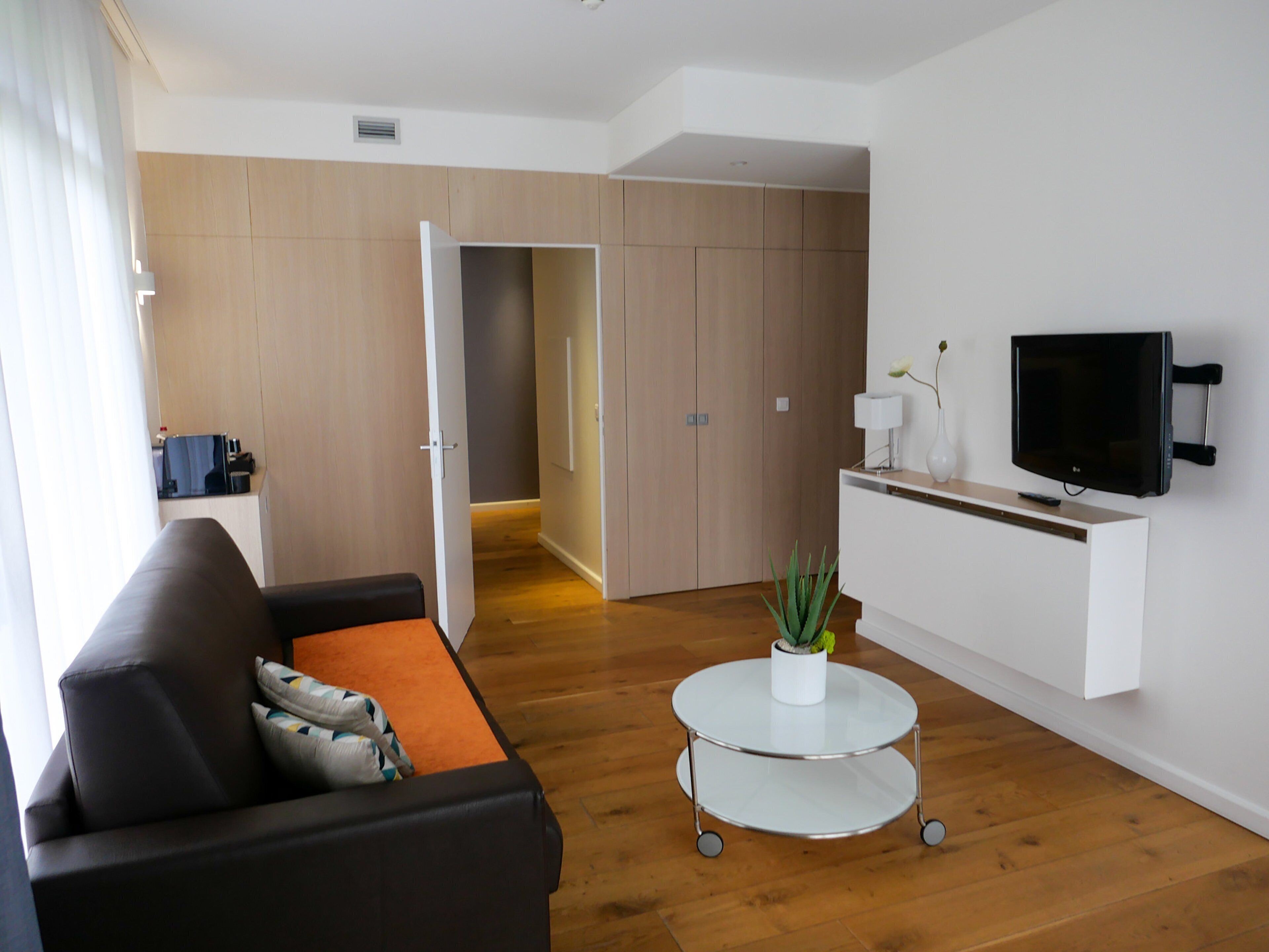 minibar, in-room safe, desk, soundproofing