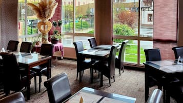 Colazione a pagamento, servita tutte le mattine