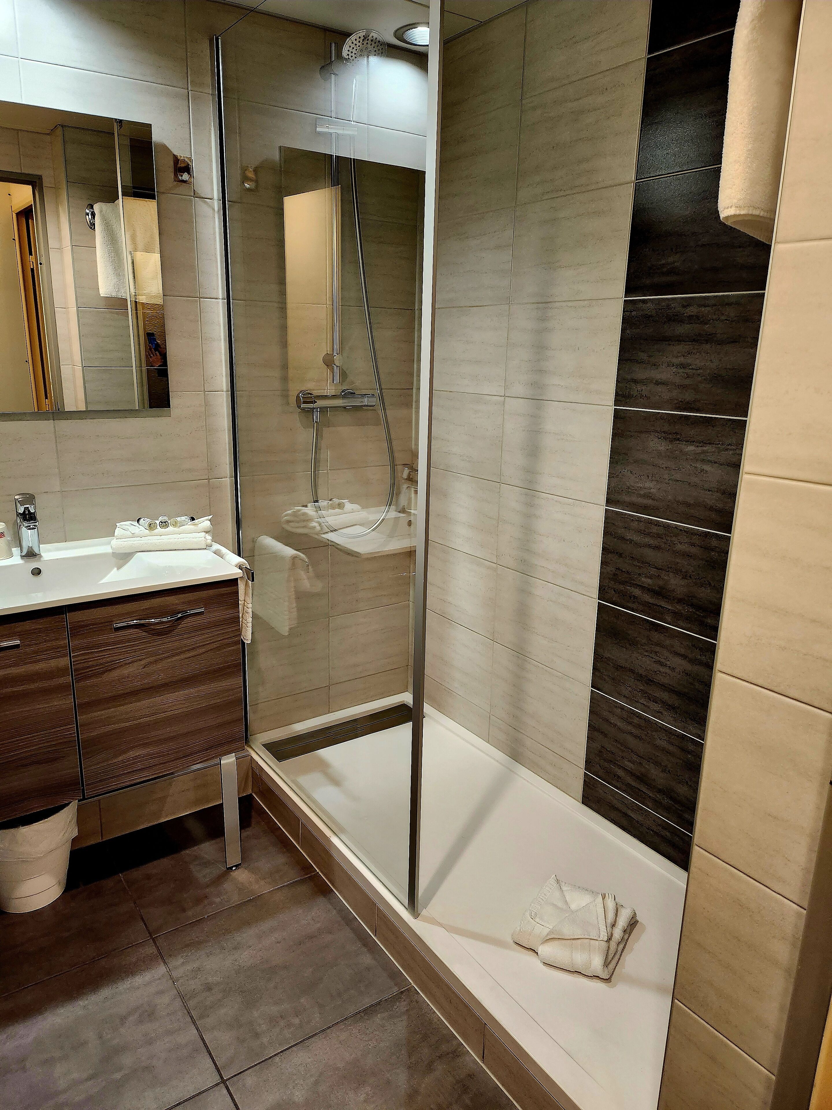 Foto - The Originals City, Hôtel Le Forum, Strasbourg Nord