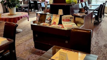 Daily buffet breakfast (EUR 16 per person)