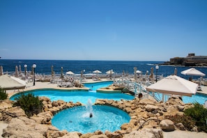 Indoor pool, 3 outdoor pools, pool umbrellas, sun loungers