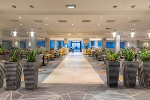 4 restaurants; breakfast, lunch, and dinner served - Radisson Blu Resort, Malta St. Julian's (St. Julian's)