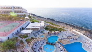 Beach nearby, sun-loungers, beach umbrellas, beach towels