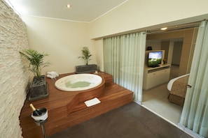 豪華套房 | 按摩浴缸