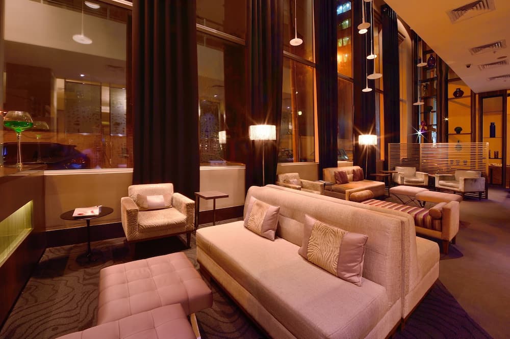 Sol de Oro Hotel & Suites