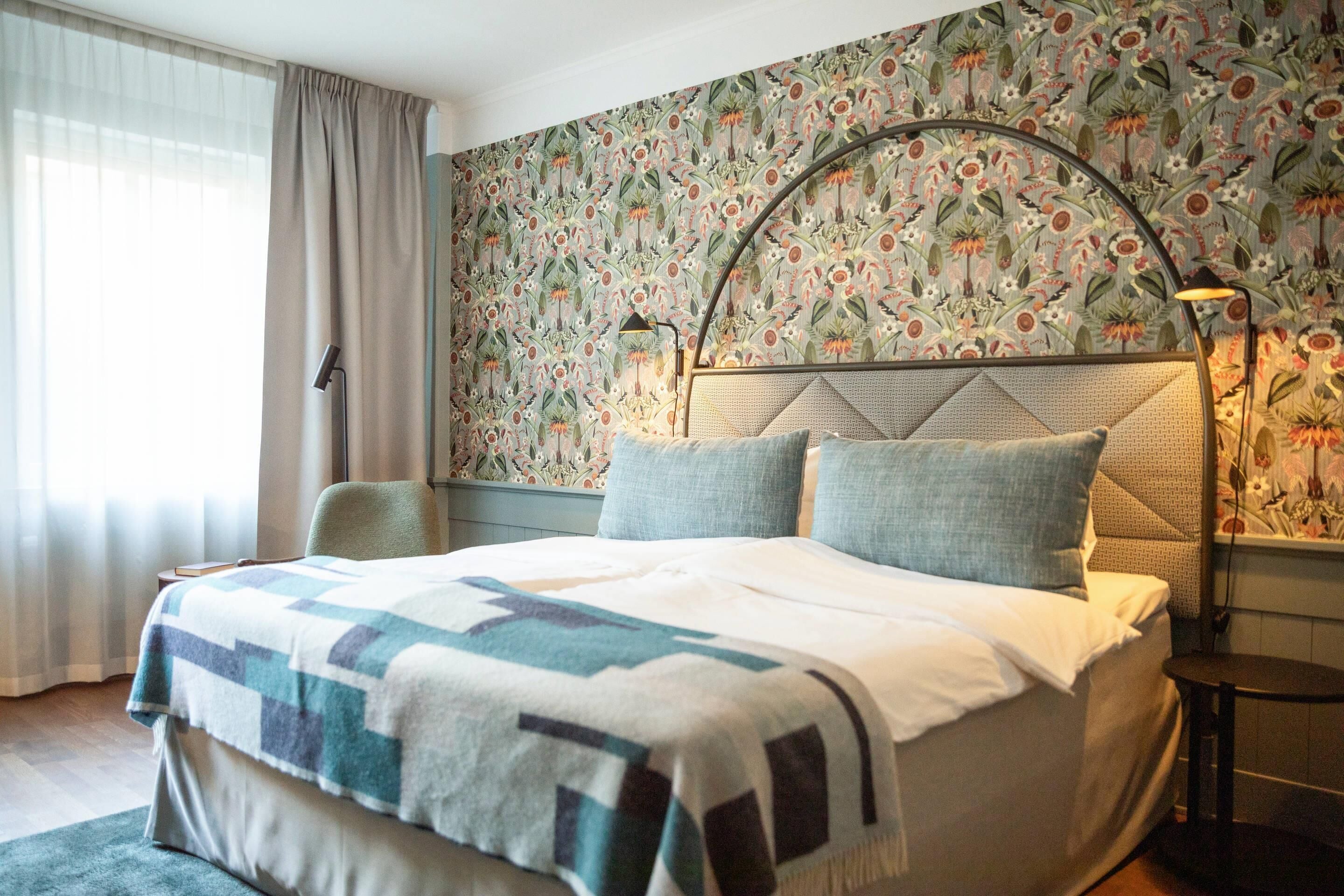 Iron/ironing board, cots/infant beds, bed sheets, alarm clocks