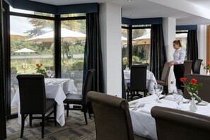 Frühstück, Mittagessen, Abendessen, britische Küche