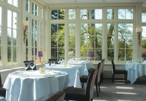 Breakfast, lunch, dinner served; garden views - St Michaels Manor Hotel (St Albans)
