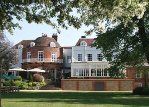 Exterior - St Michaels Manor Hotel (St Albans)