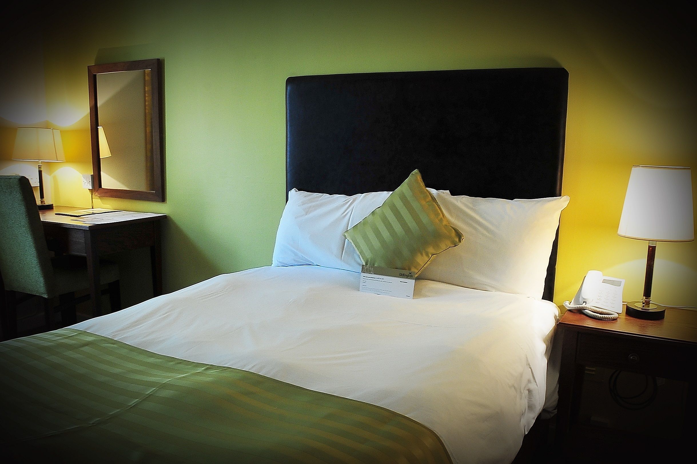 double room | in-room safe, desk, iron/ironing board, free wifi