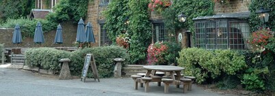 Red Lion Hotel by Greene King Inns