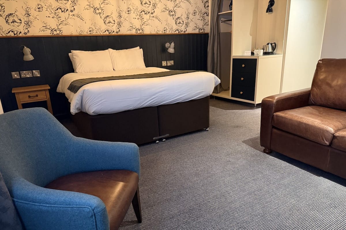 Double Room In Annex | Zimmersafe, Schreibtisch, Bügeleisen/Bügelbrett, kostenloses WLAN