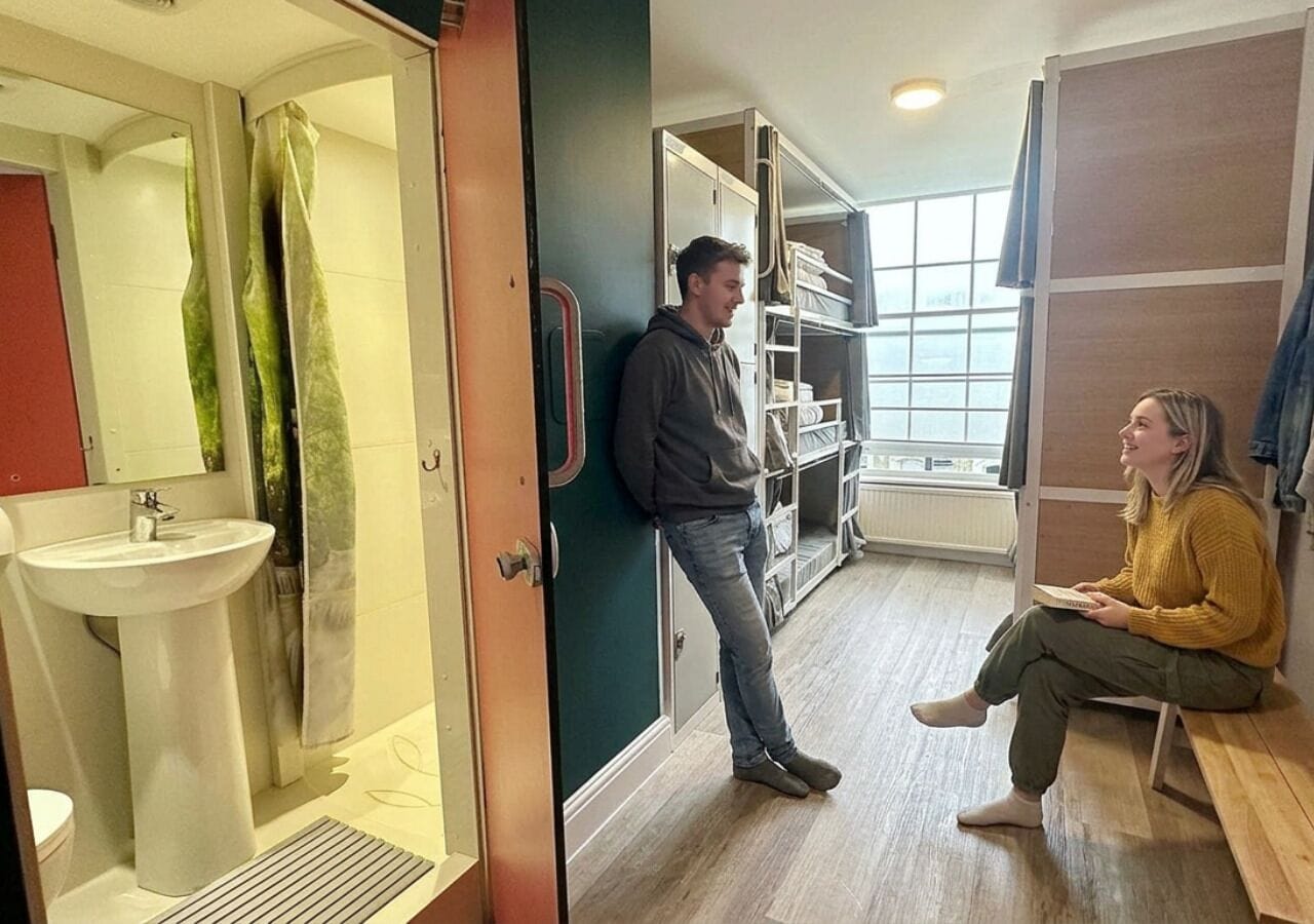 1 bed in 6 Bedded Shared dormitory, Private Bathroom | Iron/ironing board, free WiFi, bed sheets