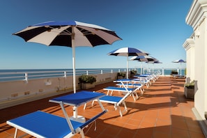 Sundeck