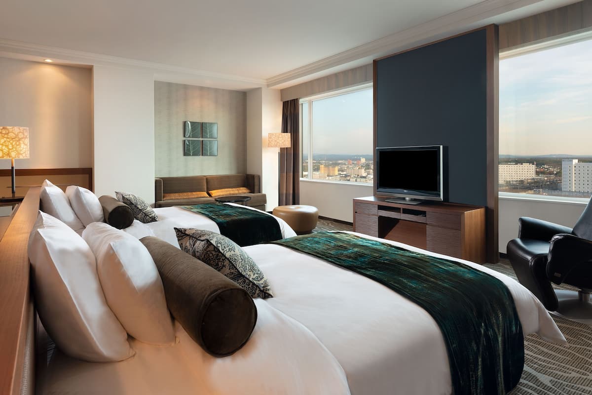 Junior Suite, 2 Double Beds (High Floor)