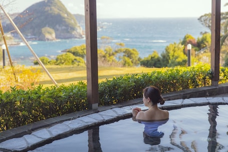 Hot springs. Shimoda Tokyu Hotel