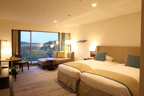 [High Floor] Superior Twin Room with Balcony, Non Smoking | In-room safe, blackout drapes, free WiFi, bed sheets - Shimoda Tokyu Hotel (Shimoda)