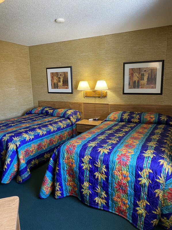 Standard Room, 2 Double Beds