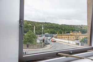 Standard Double Room | Balcony