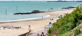 The Kingscliff Hotel