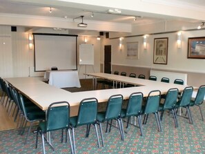 Meeting facility - The Raven Hotel by Greene King Inns (Hook)