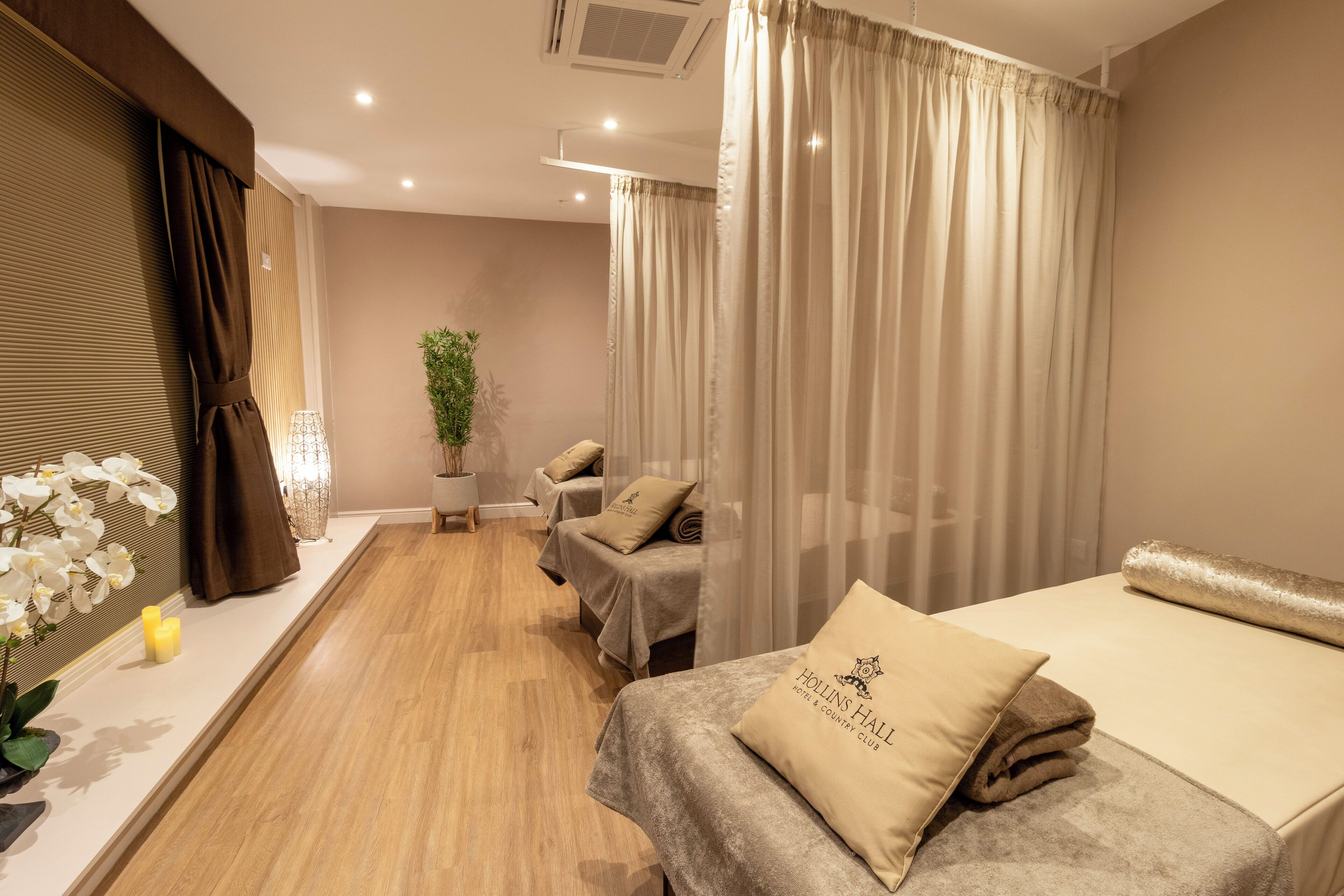 massage/treatment rooms, massages