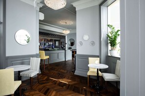 Bar (in der Unterkunft)