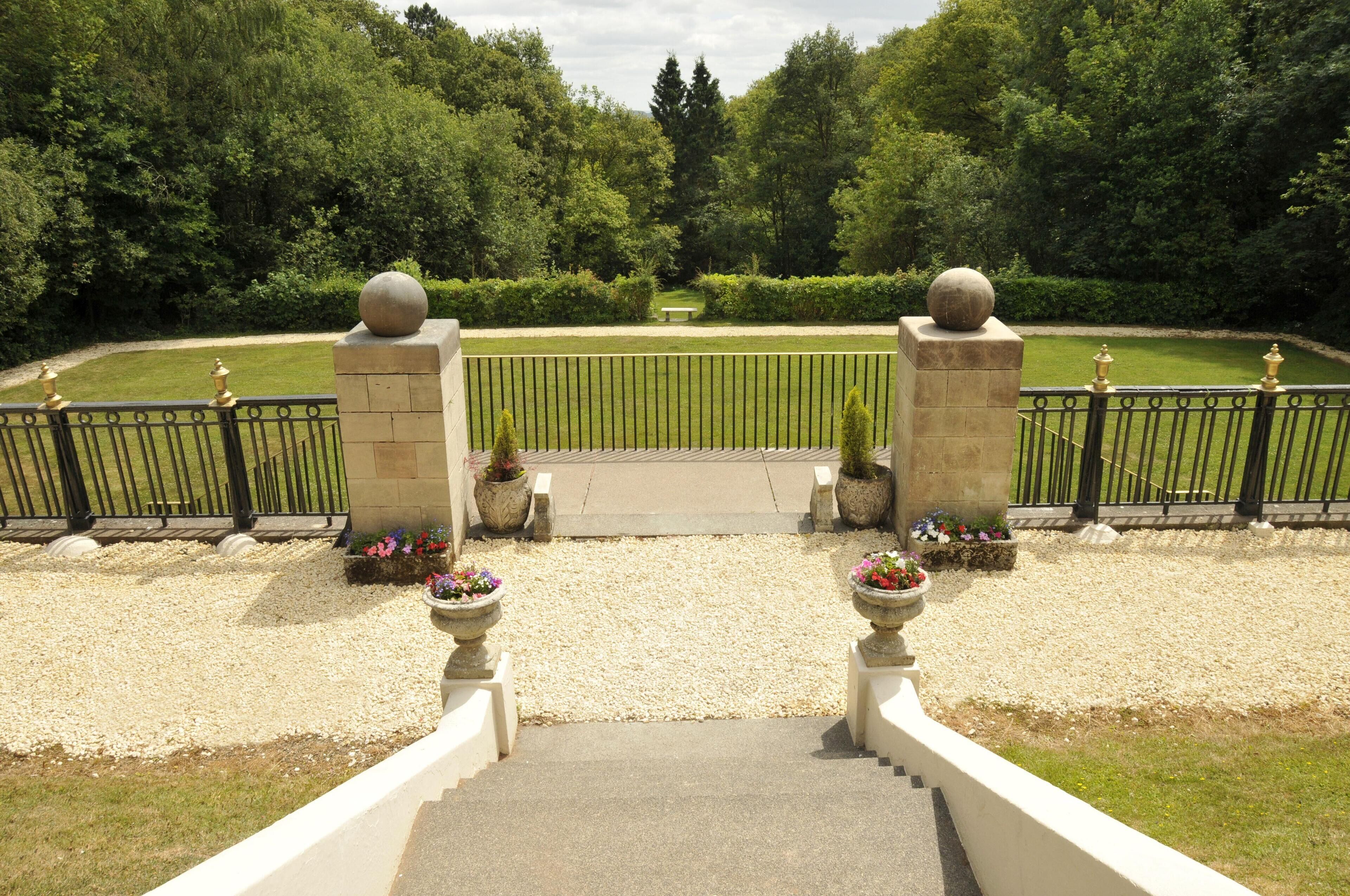 Photo - Southcrest Manor Hotel, Best Western Signature Collection