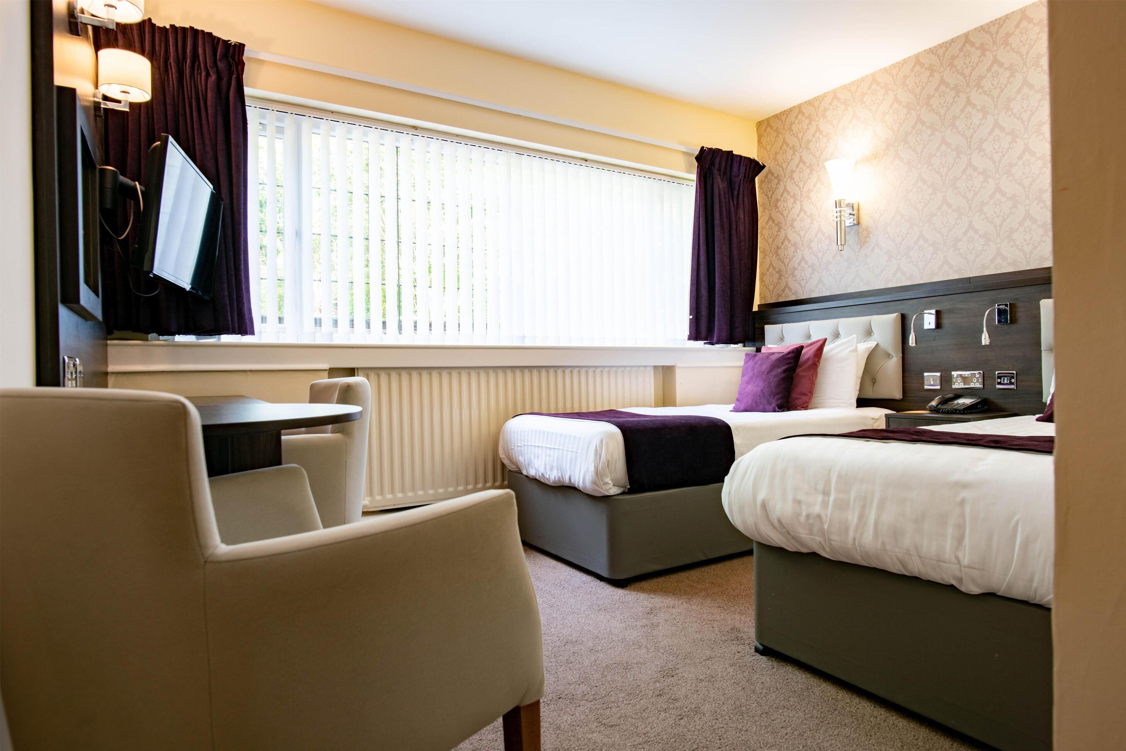 Phòng Tiêu chuẩn, 2 giường đơn, không hút thuốc | Bàn, khu vực làm việc phù hợp cho laptop, bàn ủi/dụng cụ ủi quần áo 