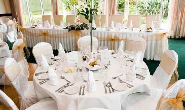 Banquet hall