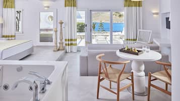 Deluxe Suite, Sea View (With Indoor Jacuzzi) | Egyptian cotton sheets, premium bedding, minibar, in-room safe