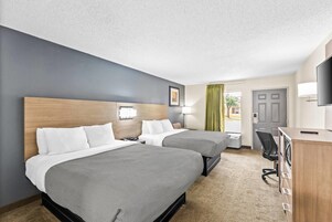 客房内保险箱、熨斗/熨衣板、免费 WiFi、床单