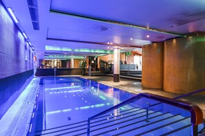 Indoor pool, pool loungers