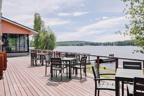 Sun deck