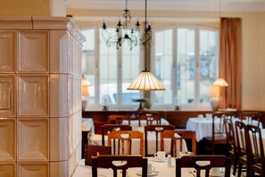 Daily buffet breakfast for a fee - Hotel Fletzinger (Wasserburg am Inn)