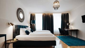 Double Room | In-room safe, desk, blackout drapes, free WiFi