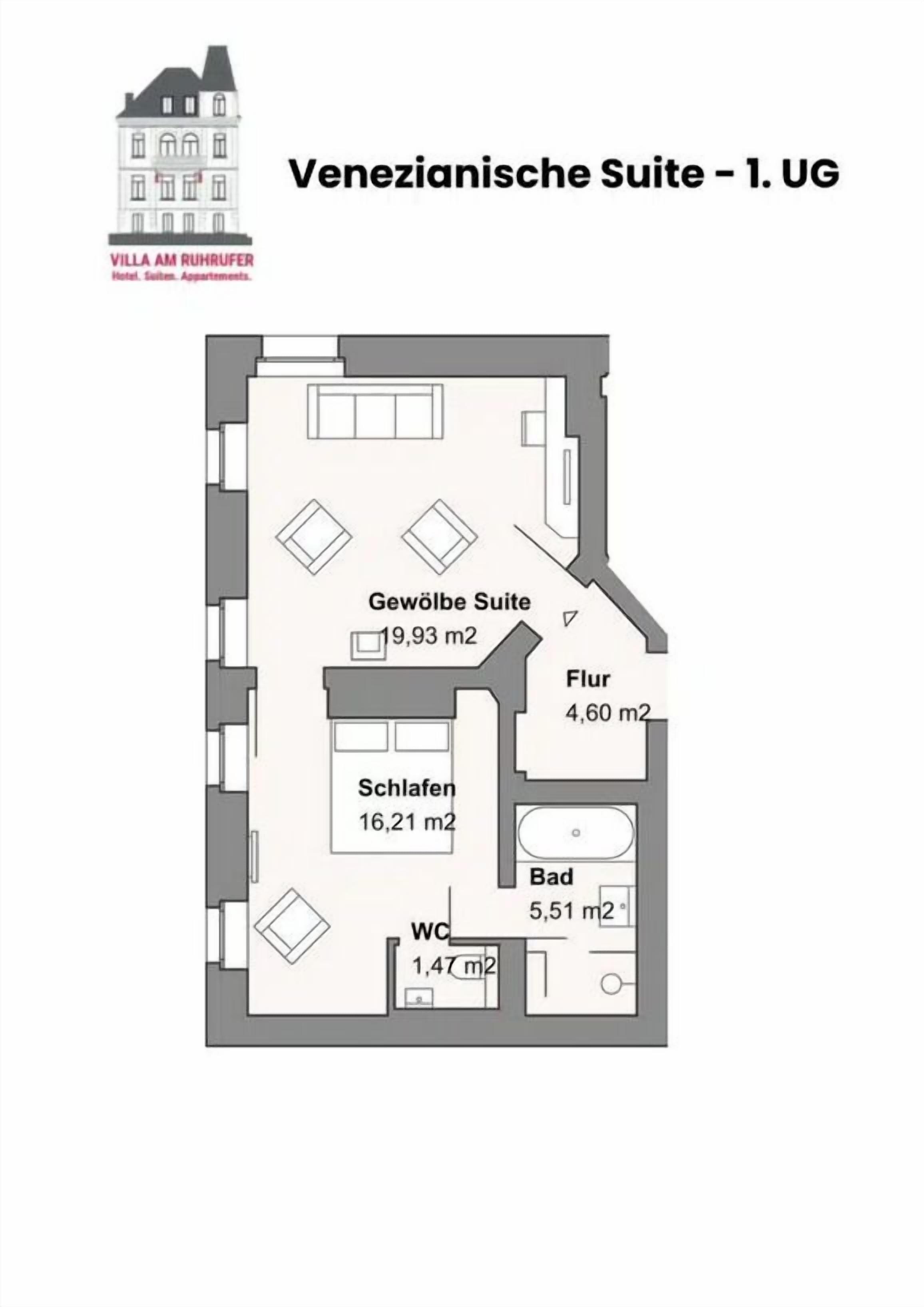 deluxe suite | premium bedding, down duvets, pillow-top beds, minibar