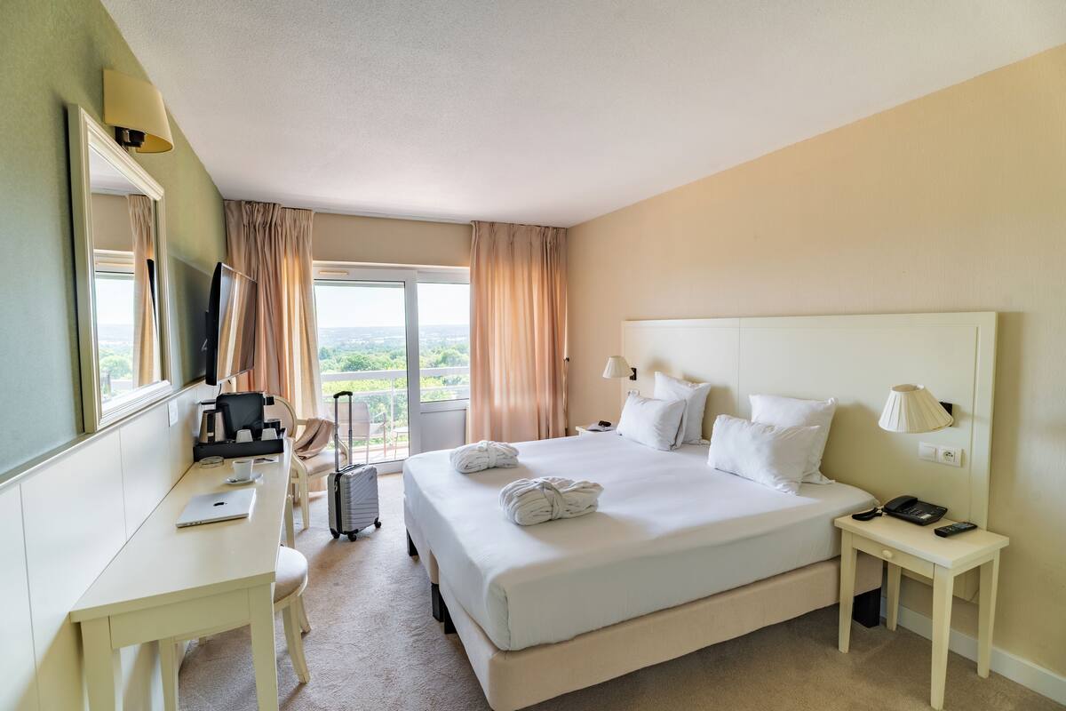 Superior Room | In-room safe, desk, blackout curtains, soundproofing